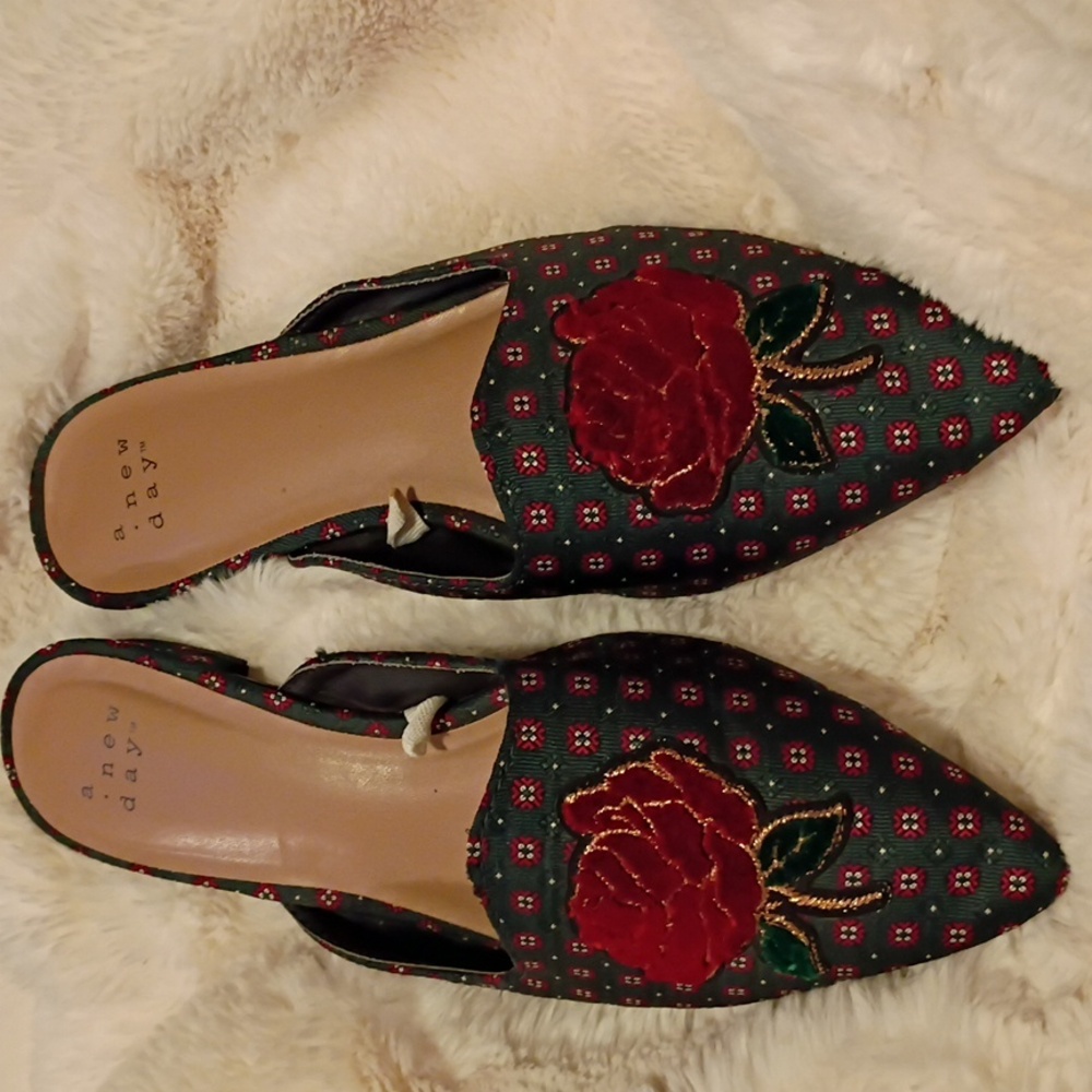 "A New Day" Slipper Shoes Size 7 1/2
